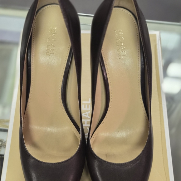 Michael Kors Dark Brown Leather Heels - Picture 5 of 5